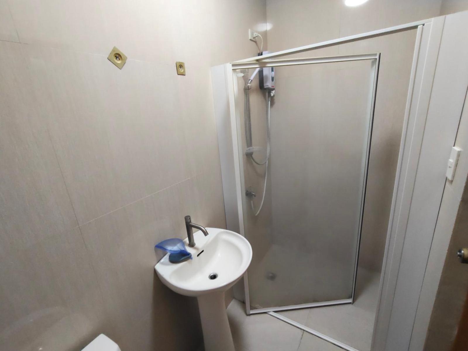 מלון Paranaque City La Belladoza Near Airport מראה חיצוני תמונה