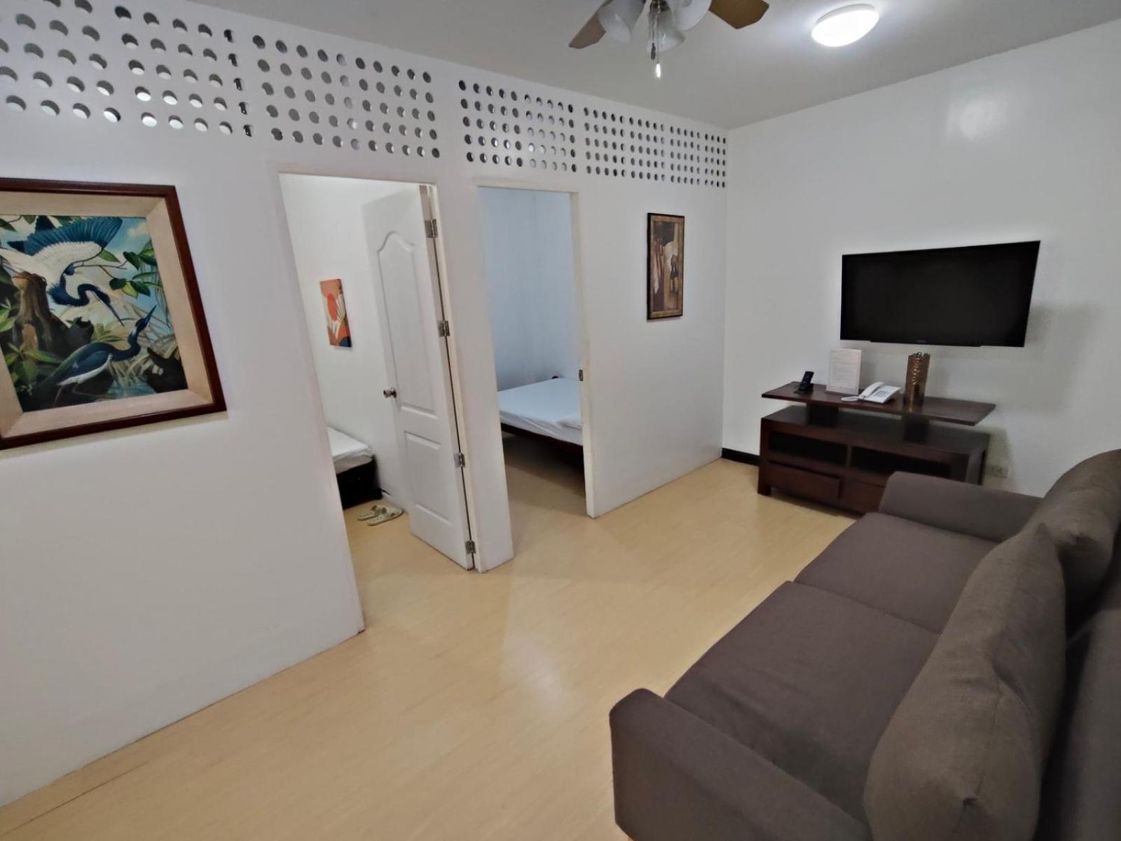 מלון Paranaque City La Belladoza Near Airport מראה חיצוני תמונה